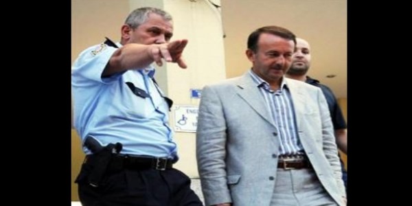 Müfettişe rüşvet verme davasında belediye başkanına beraat