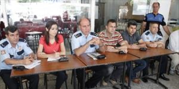 Sel�uk'ta huzur toplant�lar� devam ediyor