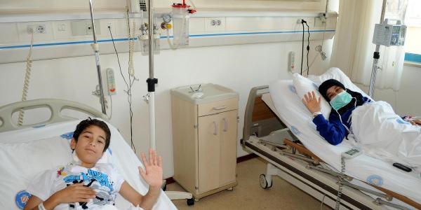 Kadavradan nakil uymay�nca anne b�bre�iyle ya�ama tutundu