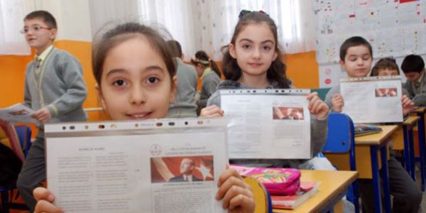 17 milyon öğrenci bugün karne alıyor/ Video