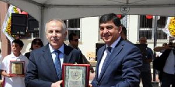 Gaziantepli 480 bin öğrenci karne heyecanı yaşadı