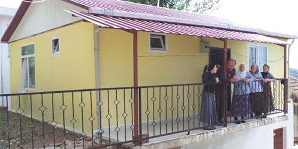 Emine Erdo�an Ordulu ���z nineleri sevindirdi