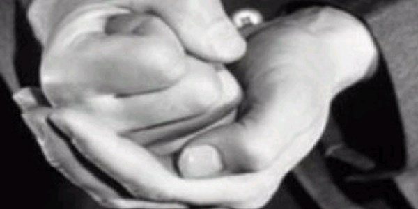 Adana'da polis �iddetine tepki i�in 1 g�nl�k i� b�rakma