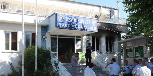 Adıyaman çevik kuvvet binasında yangın/ Video