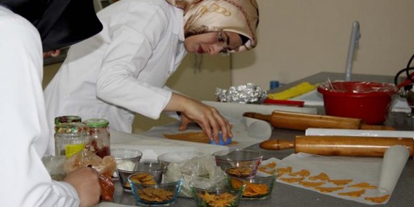Tarhanadan cips ürettiler/ Video