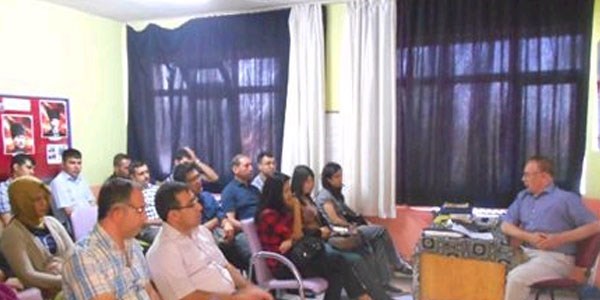 Öğretmenlere mesleki eğitim semineri