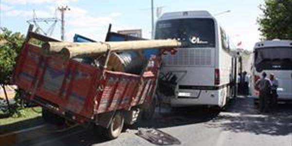 Ad�yaman'da zincirleme kaza: 6 yaral�