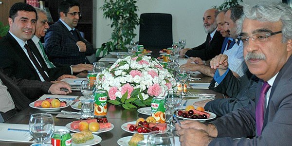 Akil �nsanlar Heyeti TBMM'de