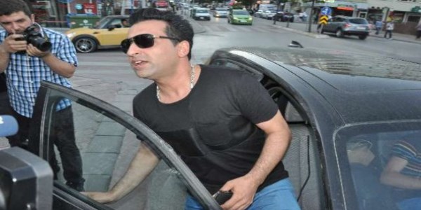 Ünlü sanatçı serbest kaldı