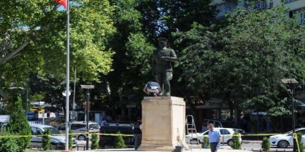 Provokatörler işbaşında