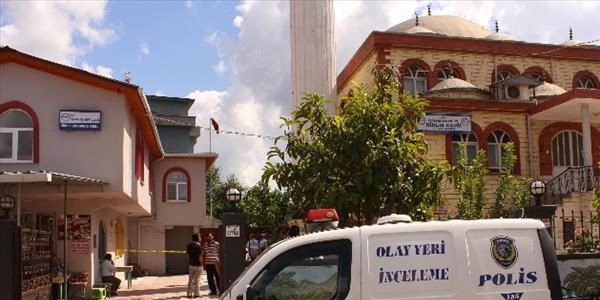 Camide kalp krizi ge�irerek hayat�n� kaybetti