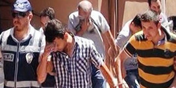 Gözaltında LYS'ye girdi/ Video