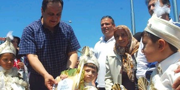 Sünnet çocuklarına 'Üstün Cesaret' sertifikası