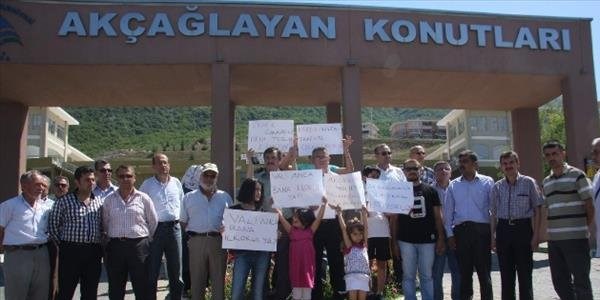 Akçağlayan sakinleri ilkokul istiyor