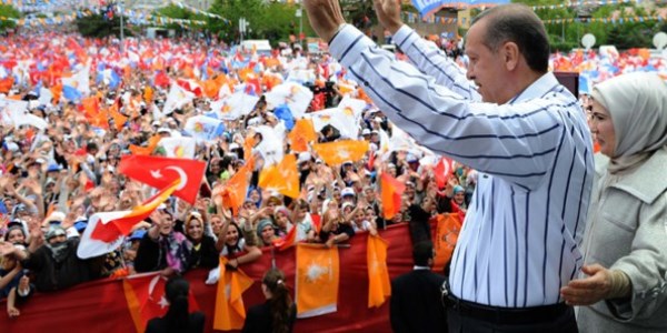 Erdoğan: Osmanlı bayrağı da asabilirsiniz/Video