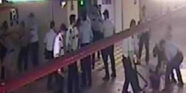 17 polisin dövdüğü gençlerden biri polis çocuğu