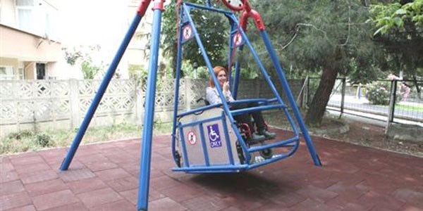 Engelliler i�in park