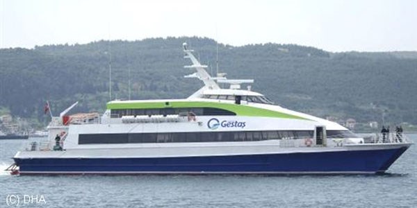 Bozcaada ve Gökçeada'ya turist akını