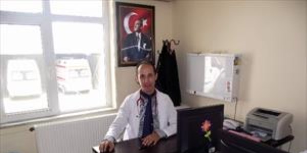 Gemerek Devlet Hastanesi'nin fedakâr doktoru