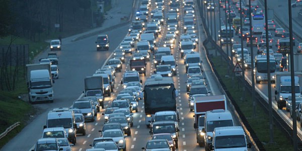 Trafik eğitimi alan bölüm mezunları işsiz