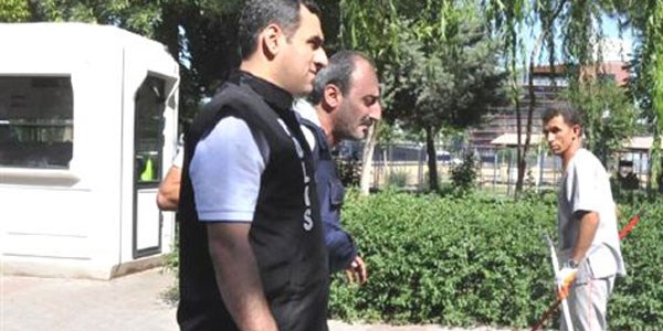 Balkon d���p �len kad�n�n nikahs�z e�i tutukland�