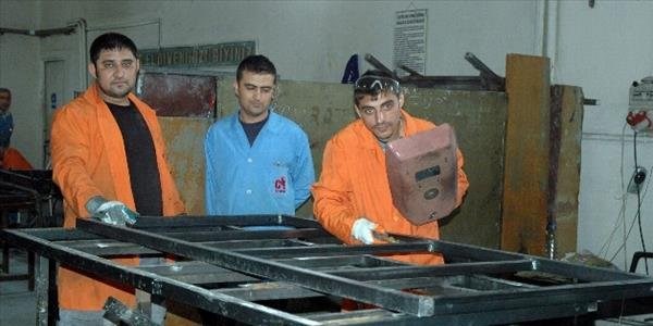 Açık cezaevi değil sanki okul