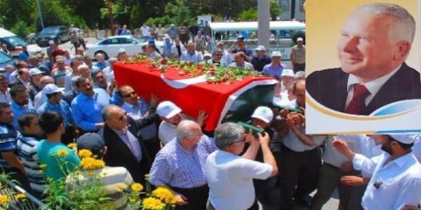 Karg� Belediye Ba�kan� t�renle defnedildi