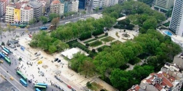 Gezi Park'nda 900 metrekare alan yeillendiriliyor