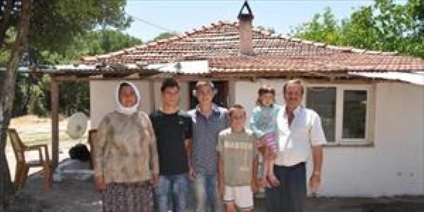 Şehit ailesini yangın perişan etti