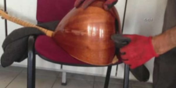 Sazdan uyuşturucu çıktı