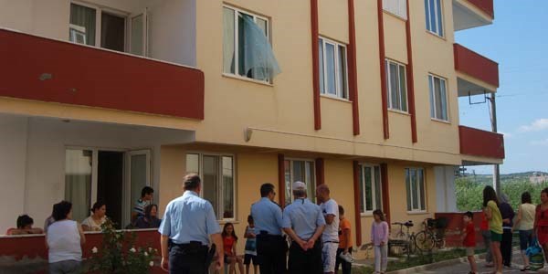 Mutfakta sıkışan gaz bomba gibi patladı: 1 yaralı