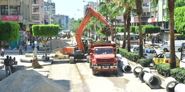 Büyükşehire tatil yok
