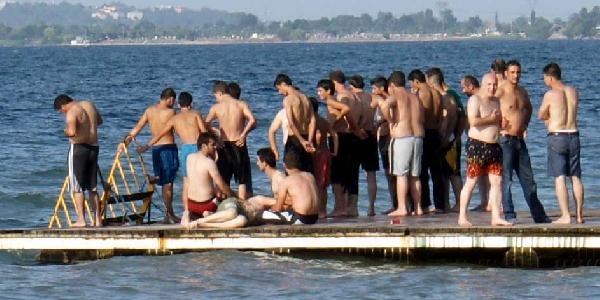 Serinlemek İçin Girdiği Sapanca Gölü'nde boğuldu