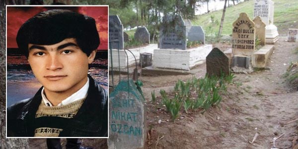 Teskere günü öldürülen askerin mezarı açıldı