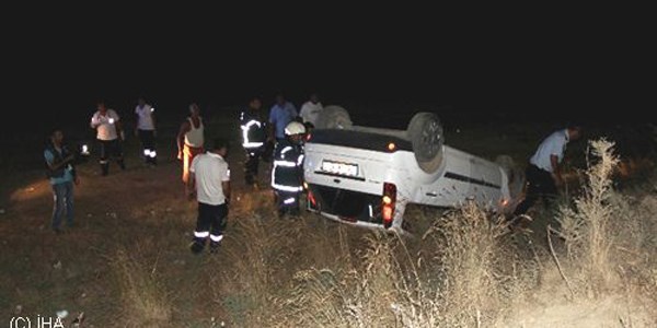 Polisin 'dur' ihtarına uymayan şahıs, otomobiliyle takla attı