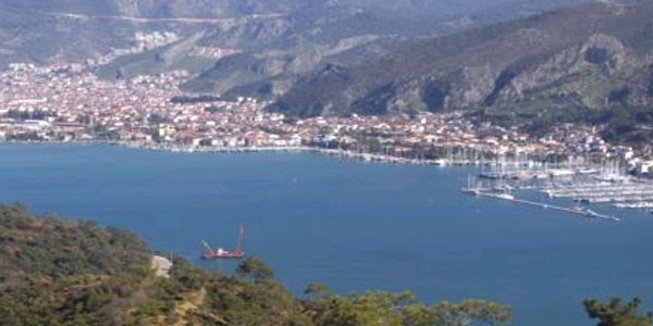 Fethiye'de batan geminin yak�t� bo�alt�ld�
