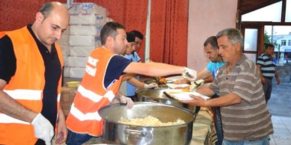 Ayvacık'ta ramazan sofrası