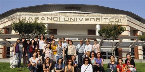 Ayd�nl� lise ��retmenleri 'Mor Sertifika' ald�lar