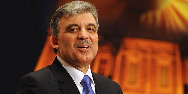 Gül: Hepimizin arzusu yeni bir anayasa