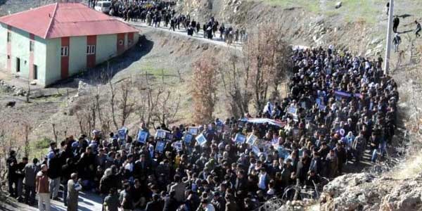 Uludure'de 34 ki�inin ailesine maa� ba�lanmas� g�ndemde