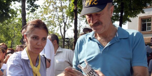 Genelkurmay Başkanlığı önünde 'Duran adam' eylemi