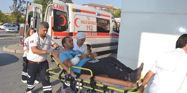 Kayseri'de bıçaklı kavga: 4 yaralı