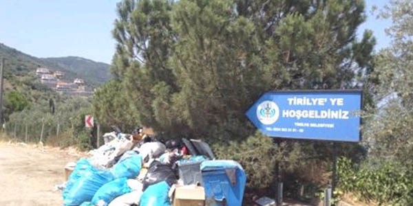 Tirilye'de tatilcileri rahatsız eden görüntü