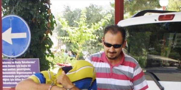 Ara� �al�nt�, plaka ve ehliyet sahte