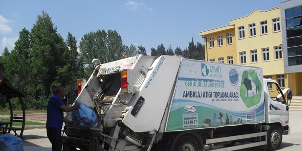 Geri dönüşüm için 50 ton kitap toplandı