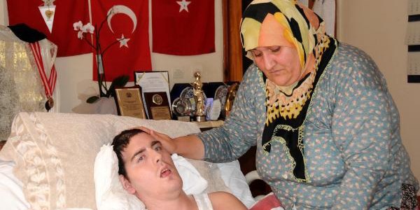 Koruyucu annenin maaşına konulan haciz kaldırıldı