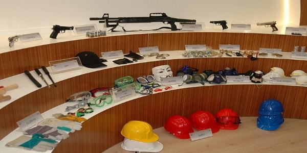 Tıp öğrencisine sınav sonrası gözaltı