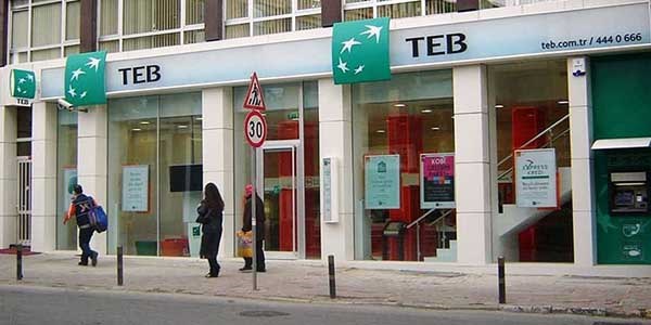 Banka ilanında türbanlılar başvurmasın notu!