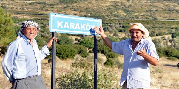 Okul yeri inadı köy boşalttı