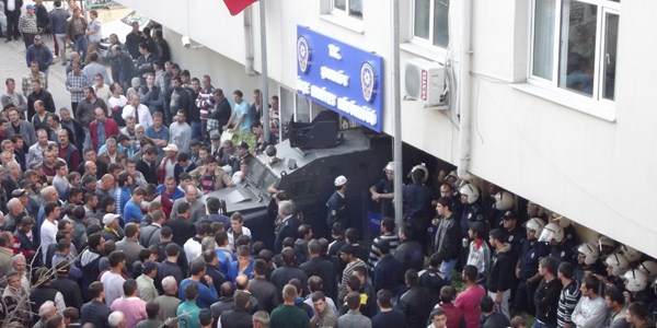 Şarköy Emniyet Müdürlüğü binasına saldırıda 32 kişiye dava açıldı